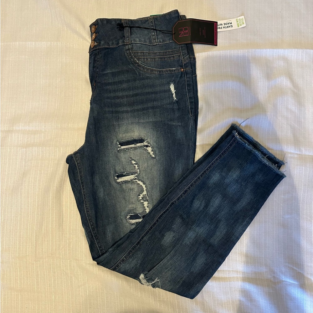 No Boundaries High Rise Corset Waist Sculpting Skinny Jeans NWT (size 17)